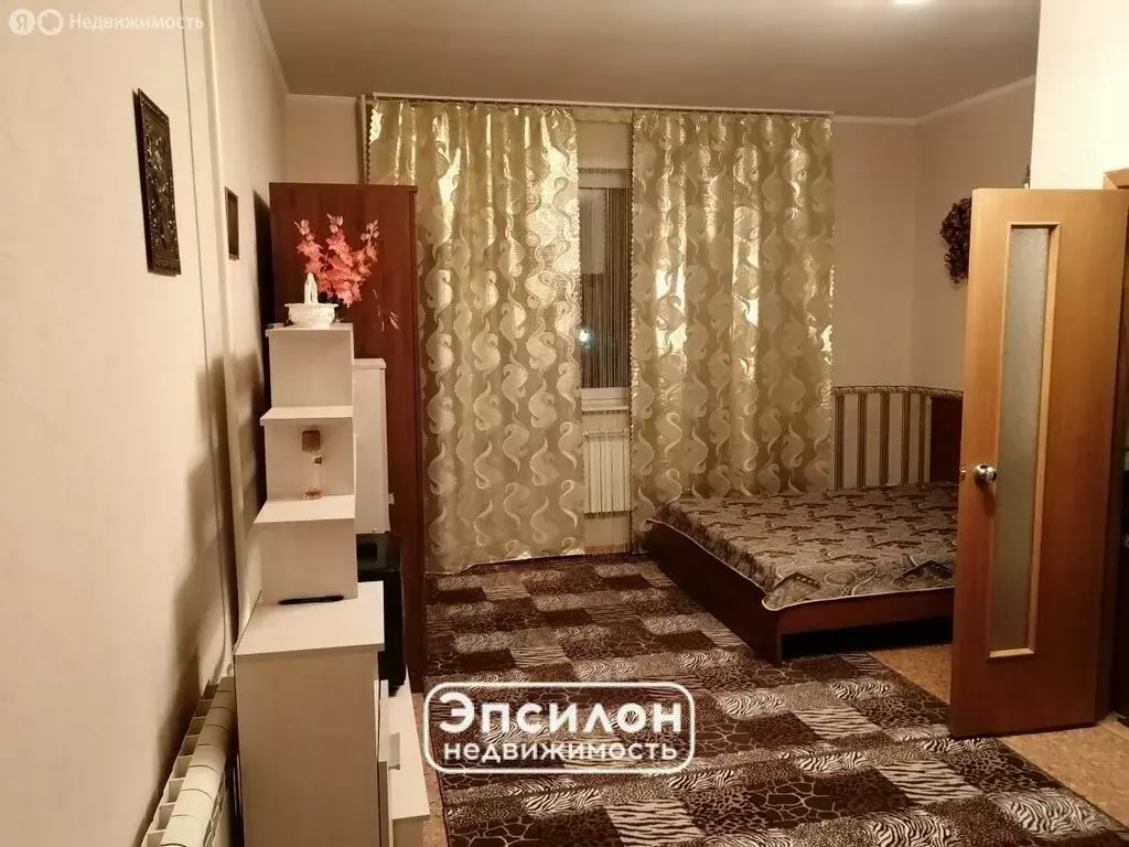 1-комнатная квартира: Курск, проспект Победы, 10 (50 м) - Фото 1