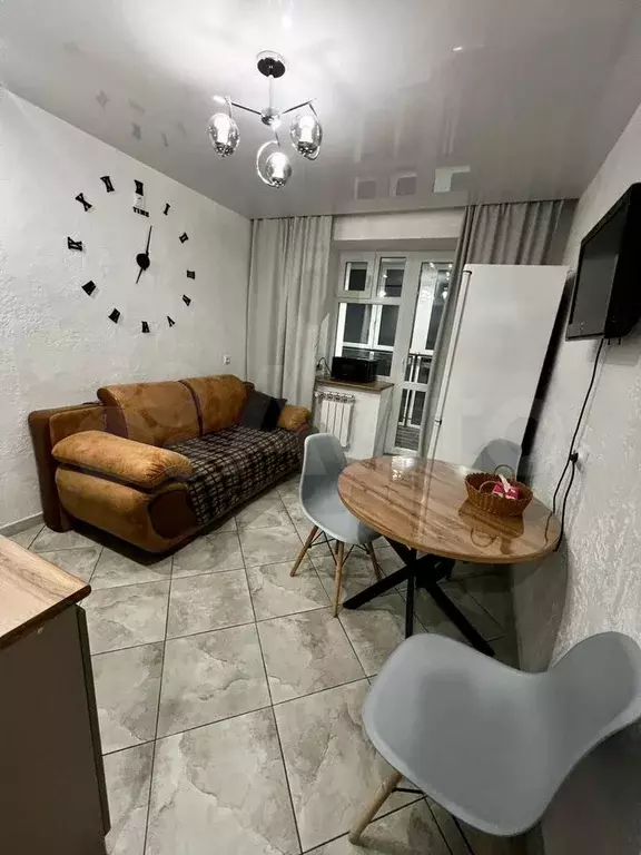 1-к. квартира, 40 м, 9/10 эт. - Фото 0