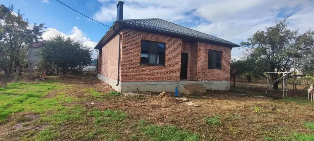 Дом в Краснодарский край, Крымск ул. Победы, 65 (100 м) - Фото 2