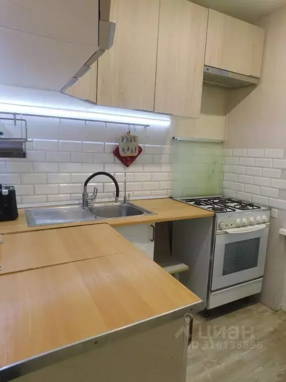 Квартира, 2 комнаты, 43.7 м - Фото 0