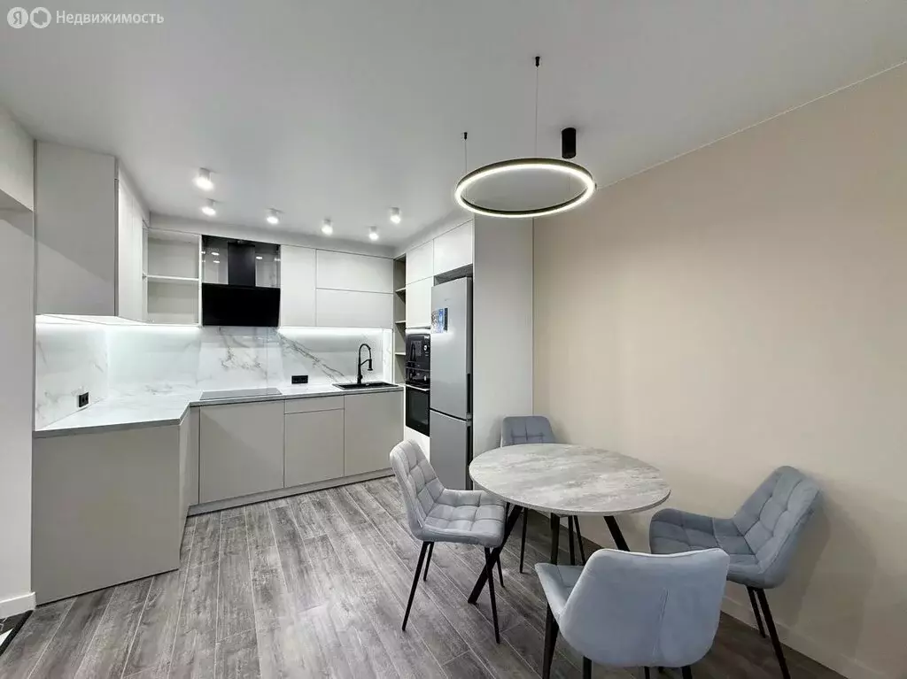 2-комнатная квартира: Киров, Московская улица, 217 (50.2 м) - Фото 1