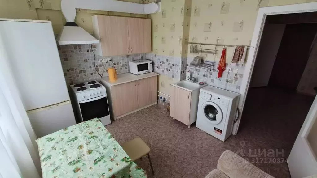 1-к кв. Удмуртия, Ижевск ул. 30 лет Победы, 43 (40.0 м) - Фото 1