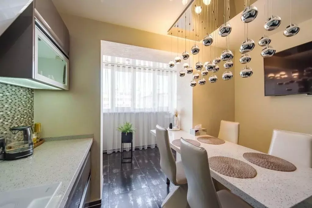 3-к кв. Амурская область, Благовещенск ул. Пушкина, 92 (97.6 м) - Фото 1