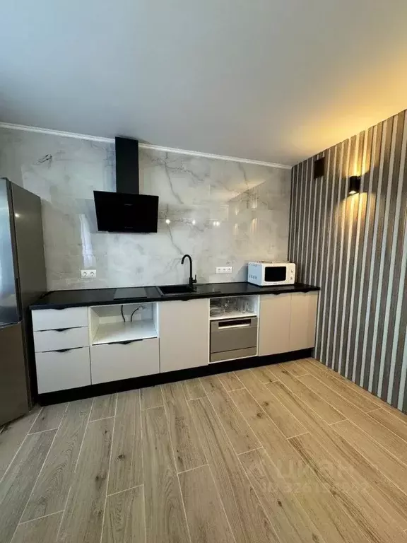 1-к кв. Омская область, Омск ул. 1-ой Красной Звезды, 63 (36.0 м) - Фото 2