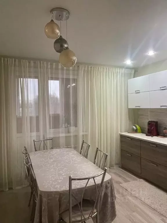 3-к кв. Татарстан, Казань ул. Оренбургский Тракт, 140Г (83.0 м) - Фото 1
