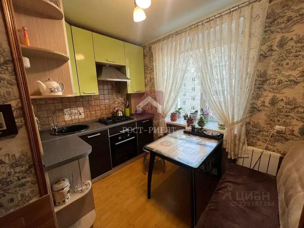 2-к кв. Саратовская область, Саратов Саперная ул., 21 (42.0 м) - Фото 1