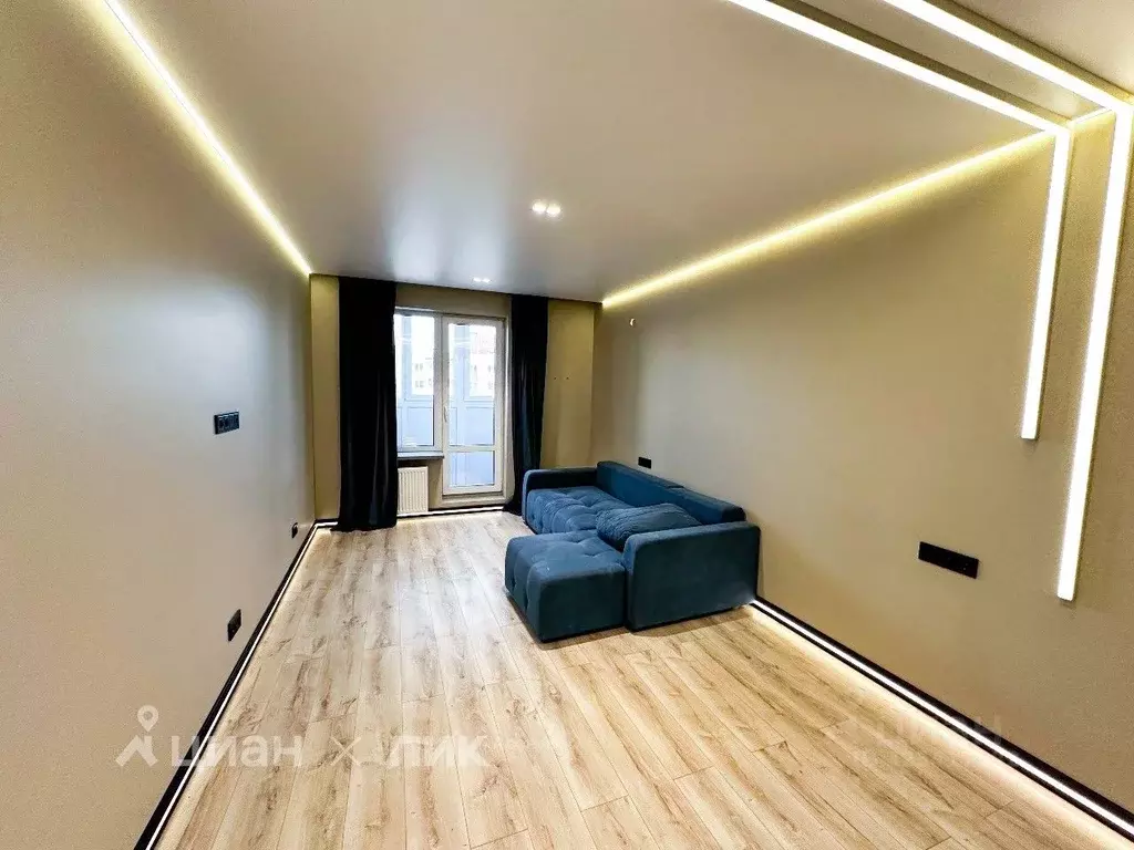 2-к кв. Санкт-Петербург пос. Шушары, ул. Валдайская, 2к2 (62.0 м) - Фото 1