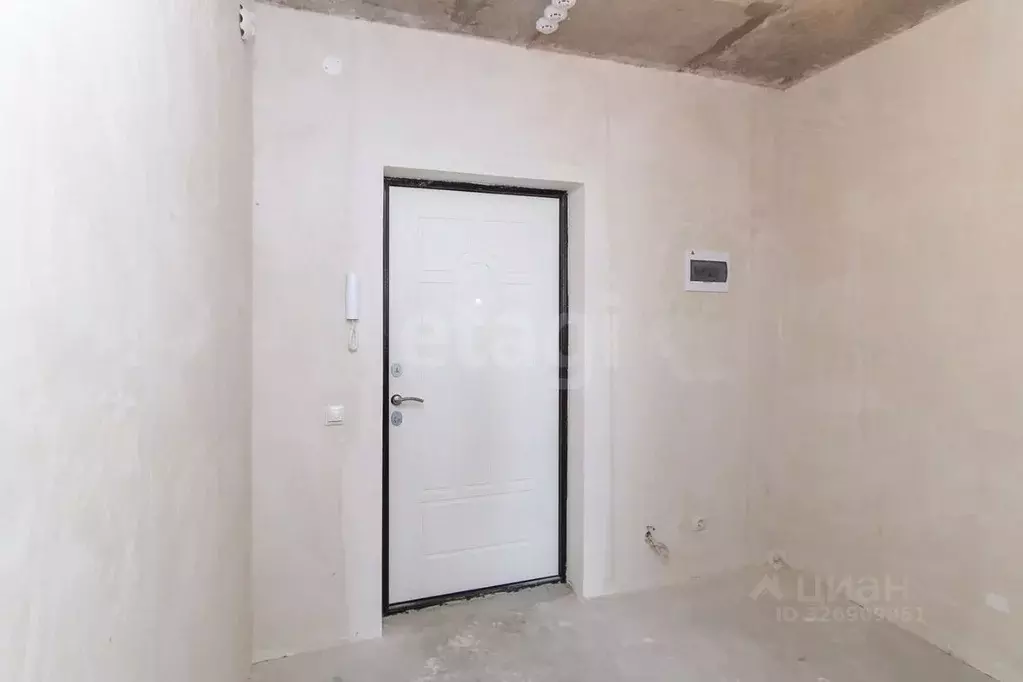 2-к кв. Тюменская область, Тюмень Таврическая ул., 9к6 (70.0 м) - Фото 1