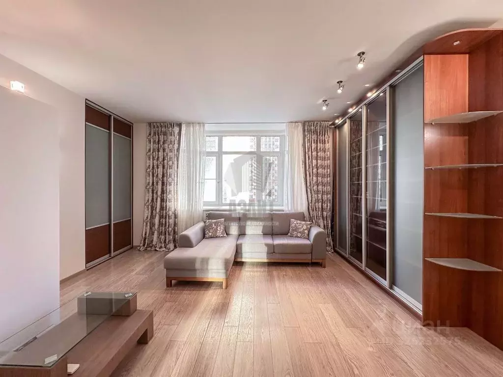 3-к кв. Москва Авиационная ул., 79 (111.7 м) - Фото 1