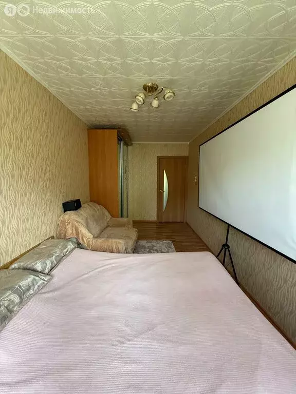 2-комнатная квартира: Братск, улица Кирова, 26А (44 м) - Фото 1