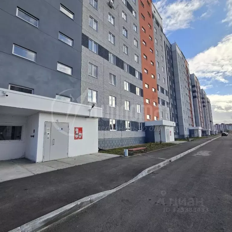 1-к кв. Курганская область, Курган Заозерный жилрайон, 8-й мкр, 5 ... - Фото 1