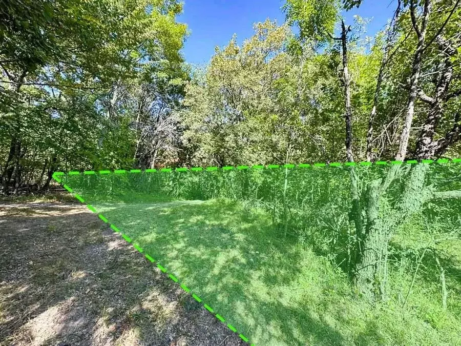 Участок в Крым, Алушта муниципальный округ, с. Изобильное  (8.0 сот.) - Фото 1