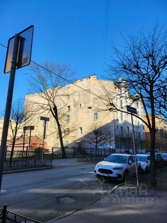Комната Санкт-Петербург 6-я Советская ул., 4 (38.0 м) - Фото 0