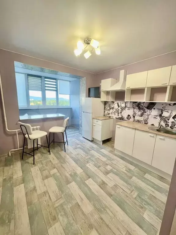 1-к. квартира, 30 м, 4/10 эт. - Фото 0