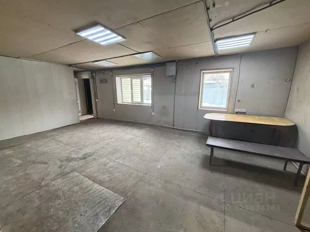 Помещение свободного назначения в Иркутская область, Иркутск ул. ... - Фото 1