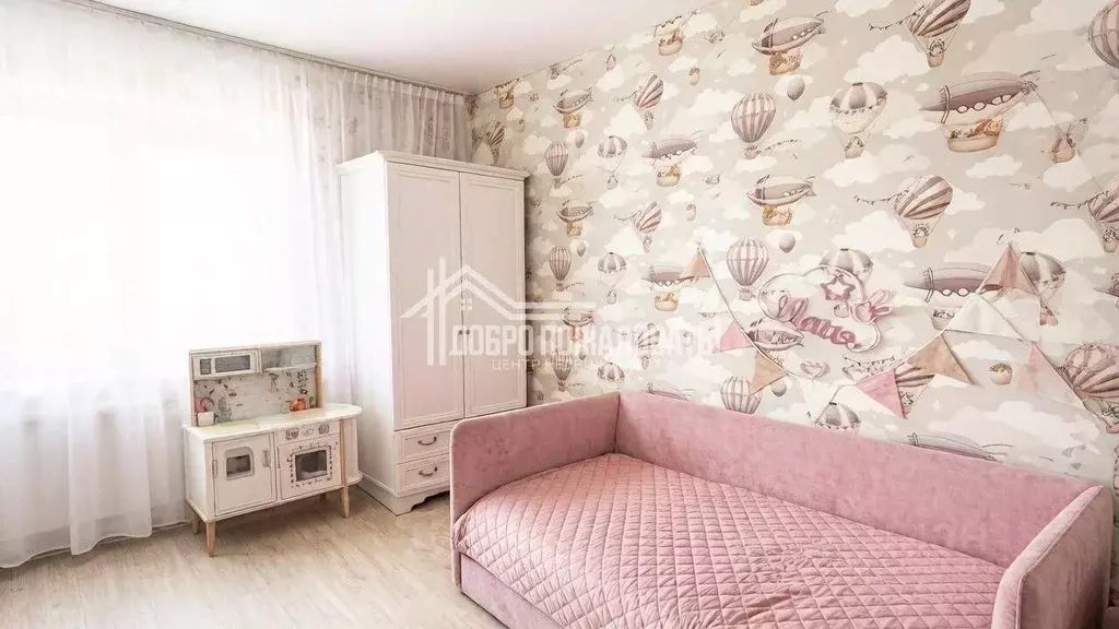 3-к кв. Хакасия, Черногорск ул. Генерала Тихонова, 6Бк1 (80.9 м) - Фото 1