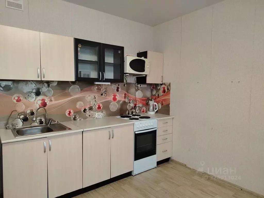 Студия Челябинская область, Челябинск ул. Маршала Чуйкова, 11 (45.0 м) - Фото 2