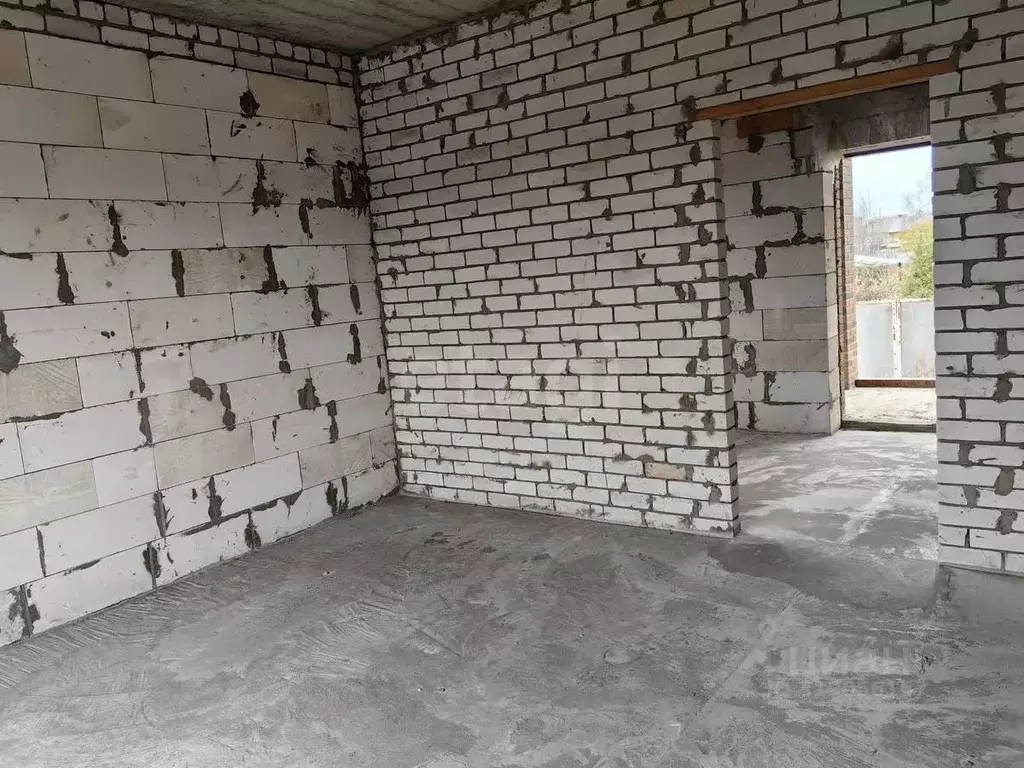 Дом в Саратовская область, Балашовский район, с. Репное Советская ул., ... - Фото 1