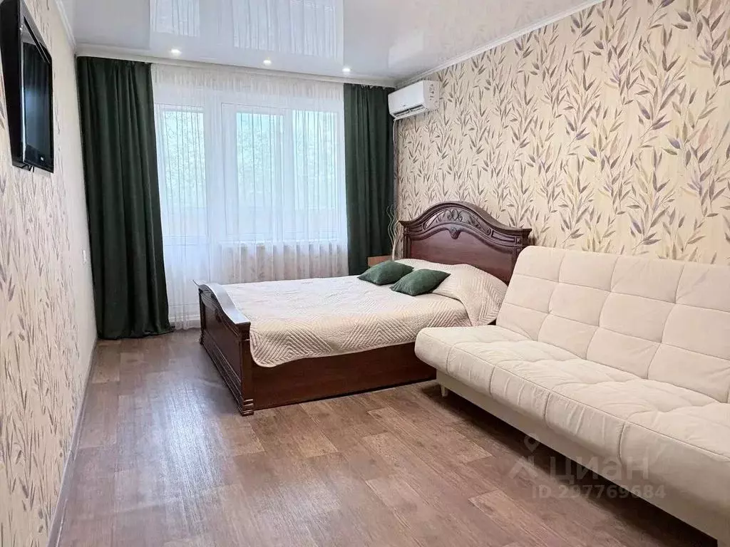 1-к кв. Оренбургская область, Новотроицк Зеленая ул., 37 (33.0 м) - Фото 1