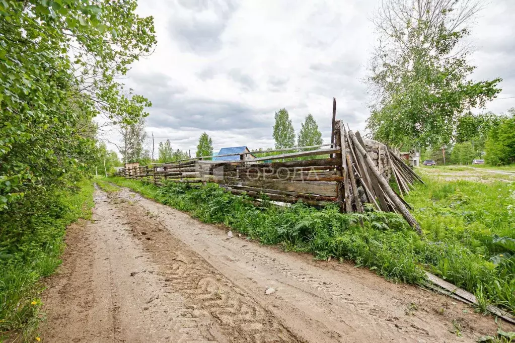 Участок в Томская область, Томский район, д. Барабинка ул. Вишневая, 1 ... - Фото 0