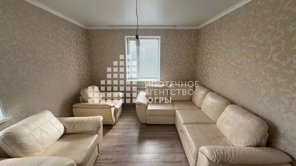 2-к кв. Ханты-Мансийский АО, Ханты-Мансийск Уральская ул., 12 (50.6 м) - Фото 0