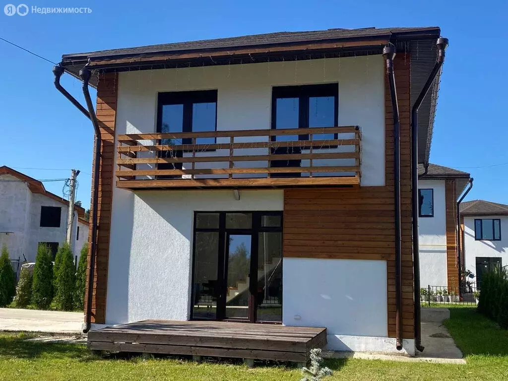 Дом в посёлок городского типа Зеленоградский, микрорайон Спасское, 10Б ... - Фото 1