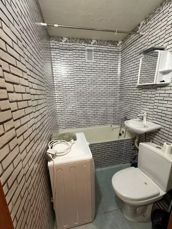 1-к. квартира, 31 м, 5/5 эт. - Фото 1
