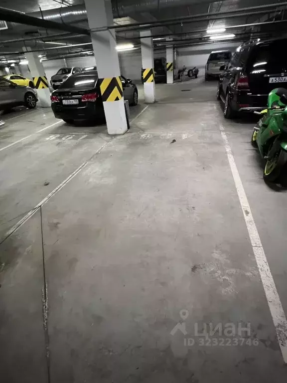 Гараж в Санкт-Петербург просп. Героев, 18 (30 м) - Фото 1