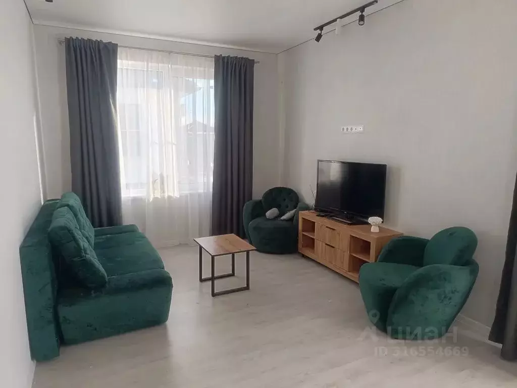 Дом в Краснодарский край, Мостовской пгт ул. Ломоносова, 23 (52 м) - Фото 1