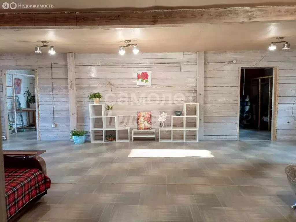 Дом в Еланцы, Байкальская улица, 12 (270.2 м) - Фото 0