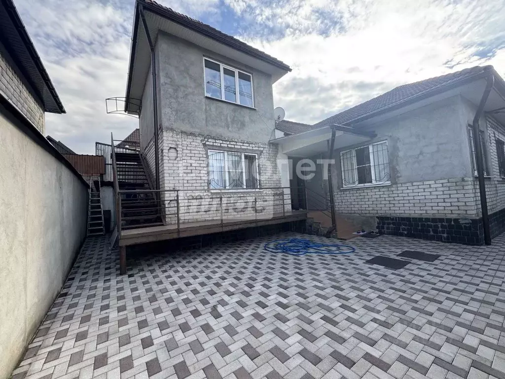 Дом в Кабардино-Балкария, Нальчик ул. Матросова (102 м) - Фото 1