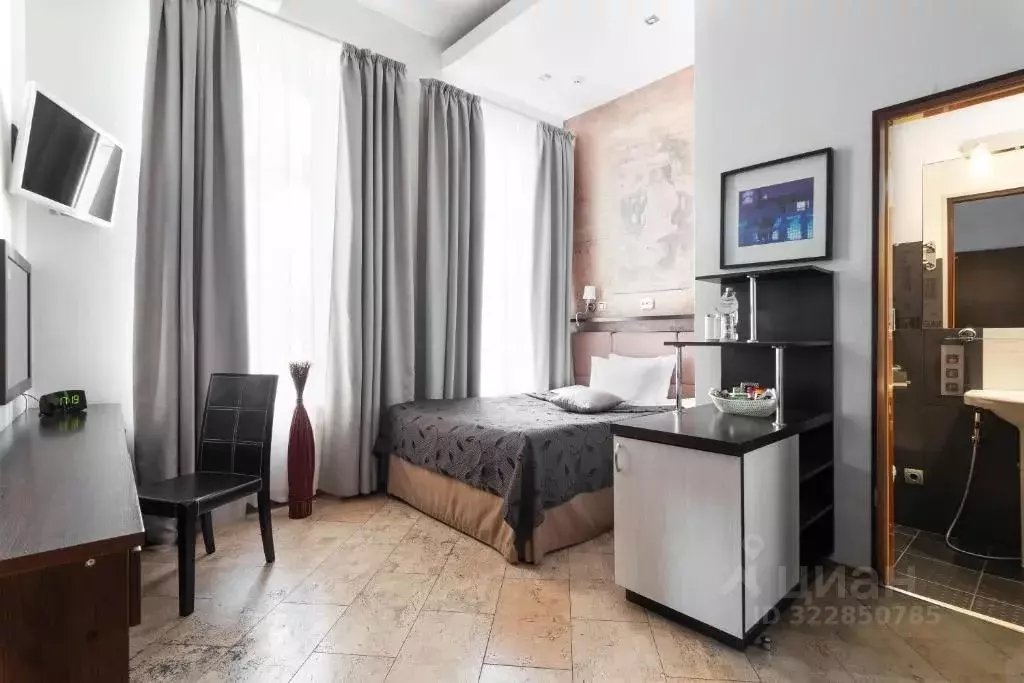 Комната Санкт-Петербург Невский просп., 69 - Фото 1