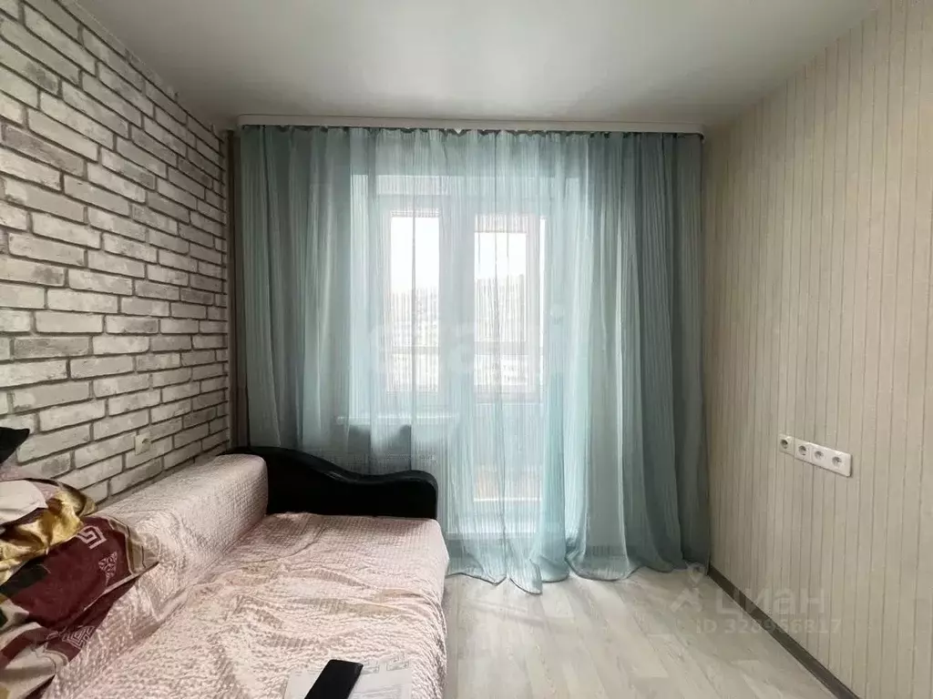 Студия Тюменская область, Тюмень ул. Новоселов, 107к1 (15.0 м) - Фото 1