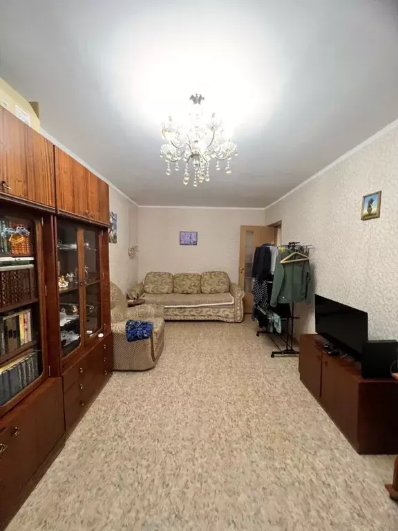 2-к кв. Омская область, Омск ул. Химиков, 6Б (45.0 м) - Фото 1