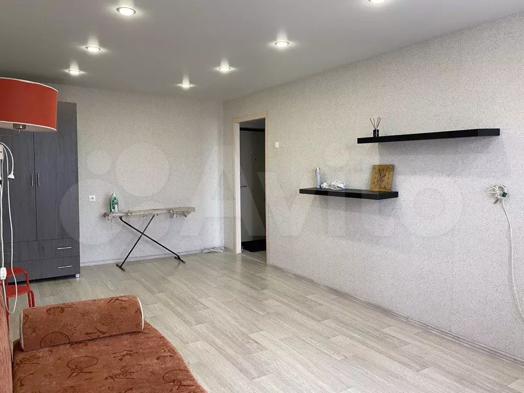 1-к. квартира, 32 м, 8/9 эт. - Фото 1