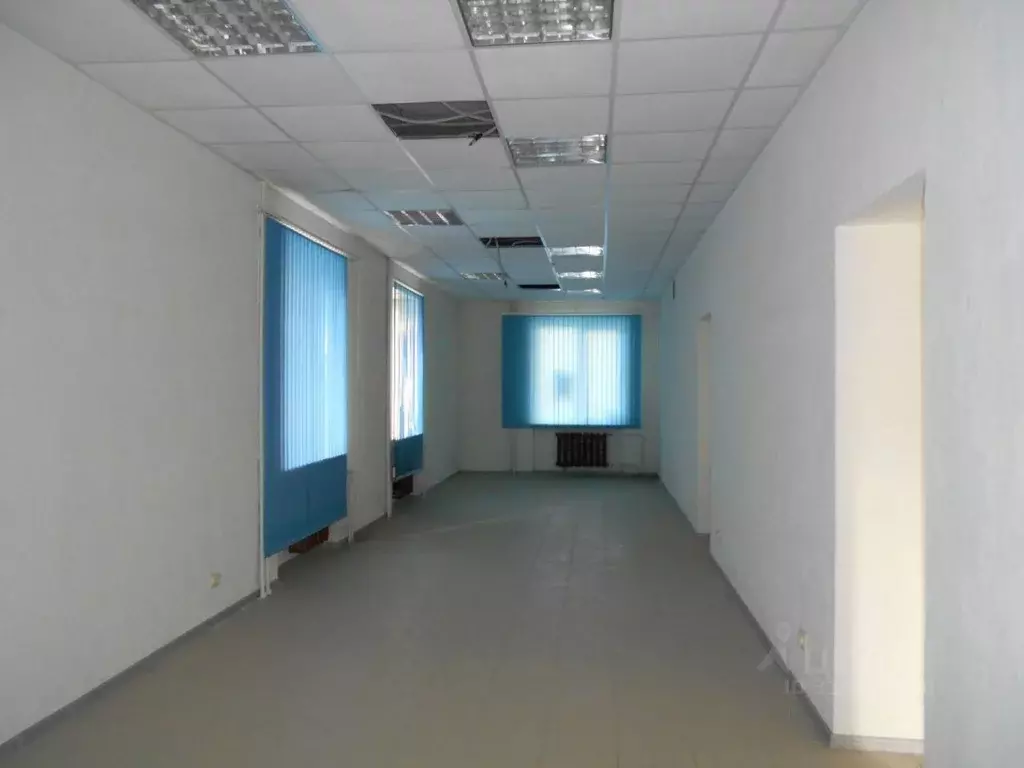 Помещение свободного назначения в Саратовская область, Энгельс ... - Фото 1