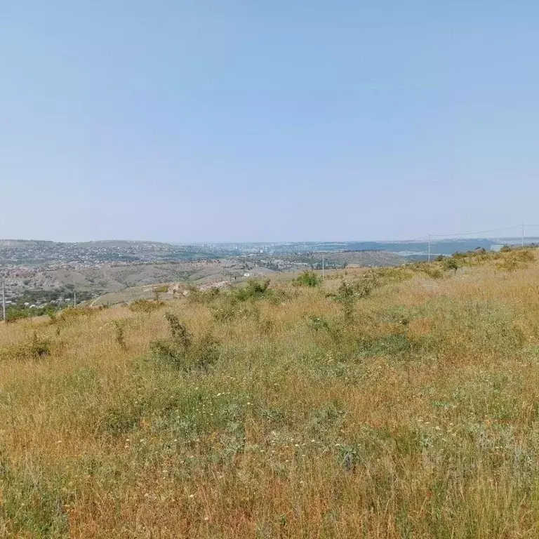 Участок в Крым, Симферопольский район, Перовское с/пос, с. Украинка ... - Фото 1