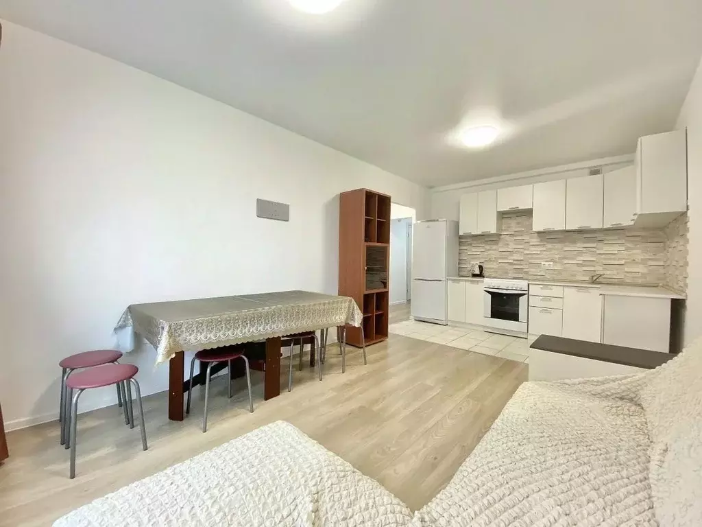 3-к кв. Московская область, Одинцово ул. Рябиновая, 3к1 (65.0 м) - Фото 1