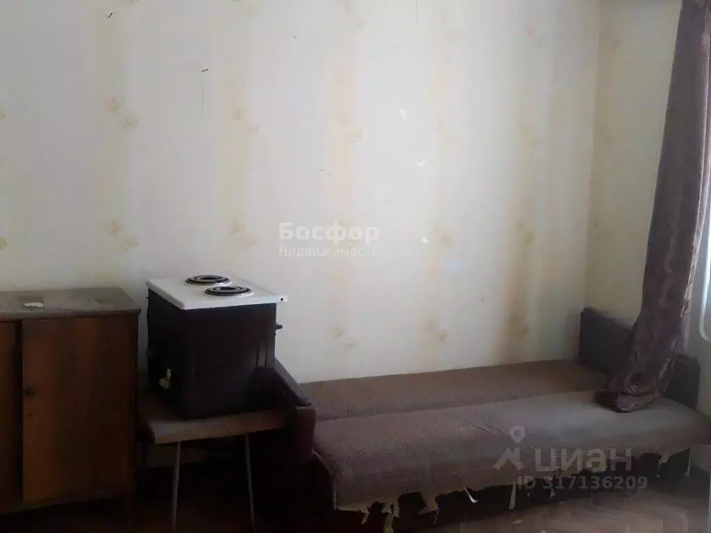 2-к кв. Крым, Феодосия ул. Челнокова, 78 (37.2 м) - Фото 1