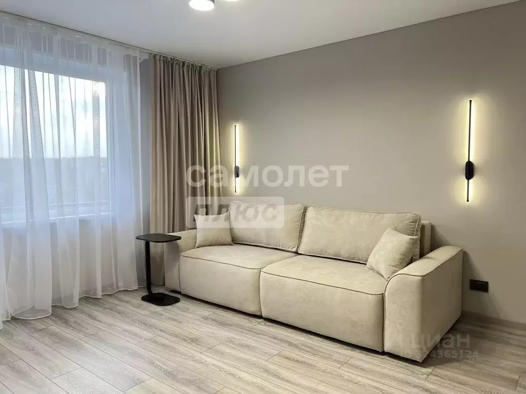 1-к кв. Челябинская область, Челябинск ул. Братьев Кашириных, 105 ... - Фото 2