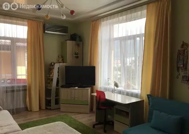 2-комнатная квартира: Геленджик, Вишнёвая улица, 25 (79 м) - Фото 1