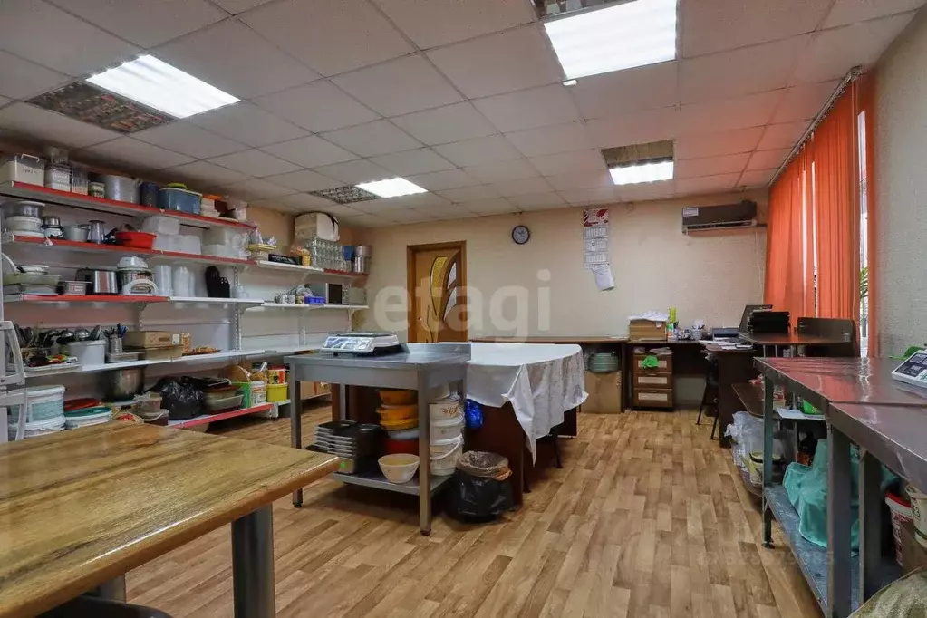 Офис в Саратовская область, Энгельс 1-й мкр, 1 (64 м) - Фото 1