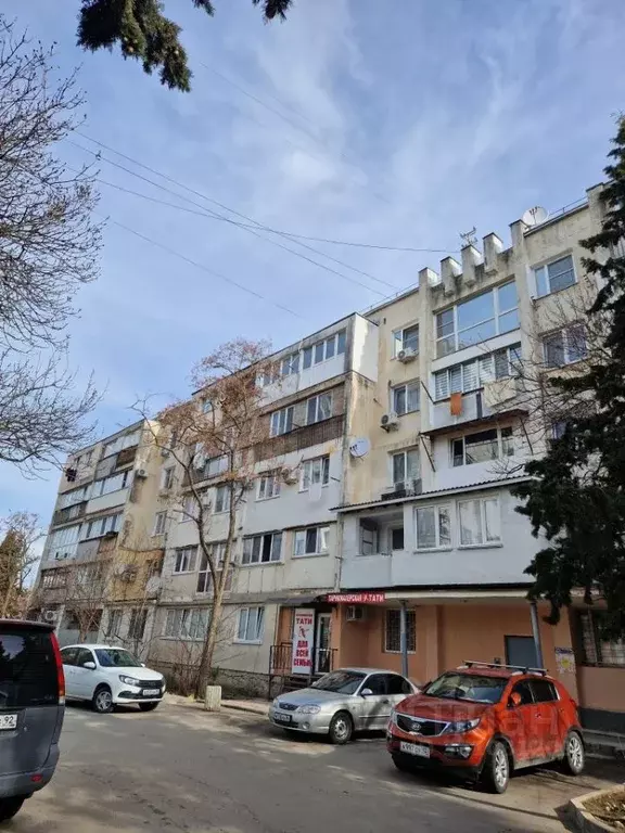 2-к кв. Севастополь ул. Николая Музыки, 82 (50.0 м) - Фото 1