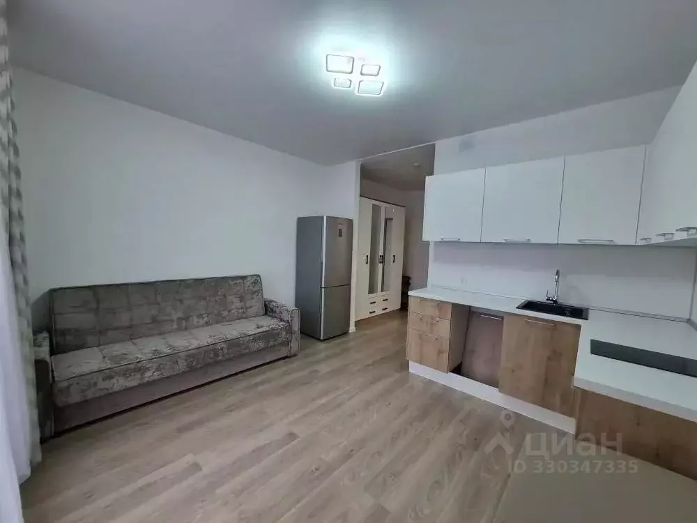 Студия Тюменская область, Тюмень ул. Юрия Рогачева, 11к2 (22.0 м) - Фото 2