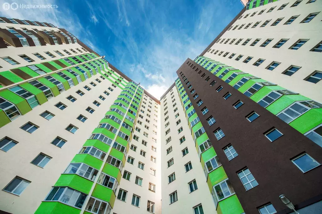 3-комнатная квартира: Тобольск, 15-й микрорайон, 22 (80.2 м) - Фото 1