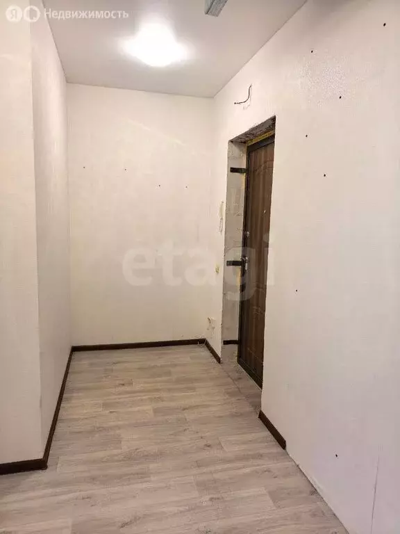 1-комнатная квартира: Тюмень, улица Тимофея Чаркова, 79к3 (34.6 м) - Фото 1