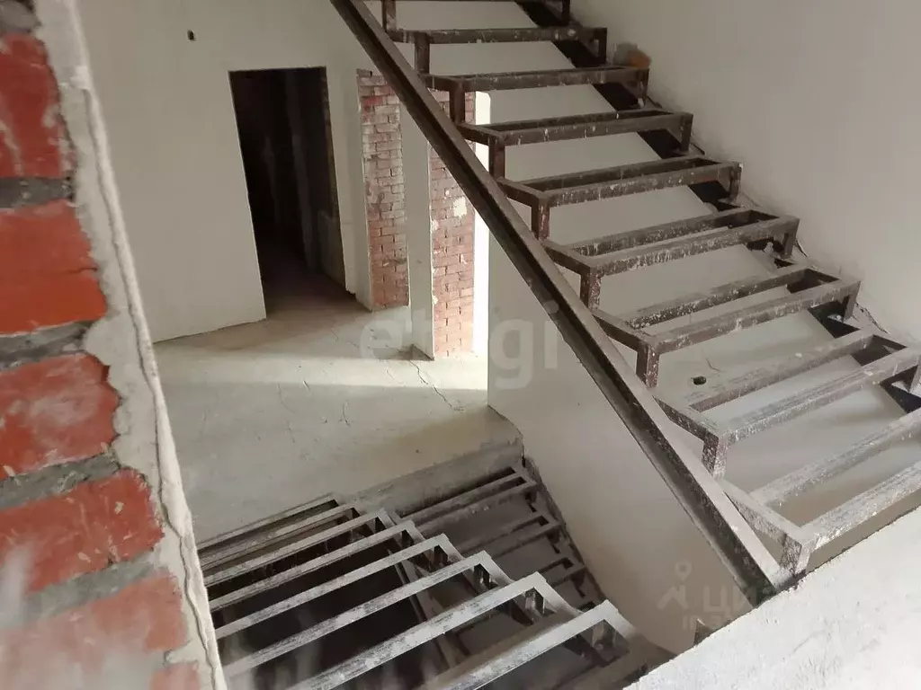 Дом в Ставропольский край, Пятигорск Интернациональный пер. (370 м) - Фото 1