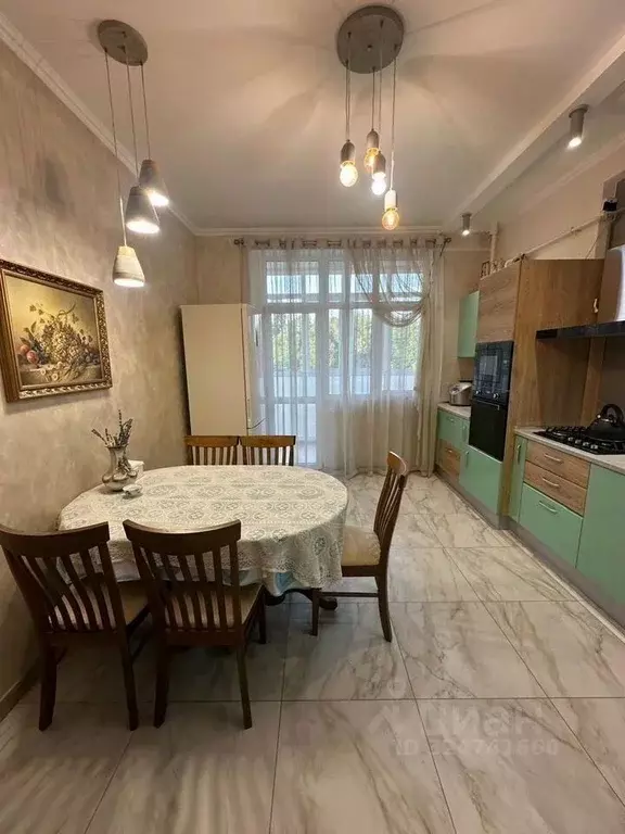 2-к кв. Крым, Симферополь просп. Кирова, 49 (90.0 м) - Фото 2