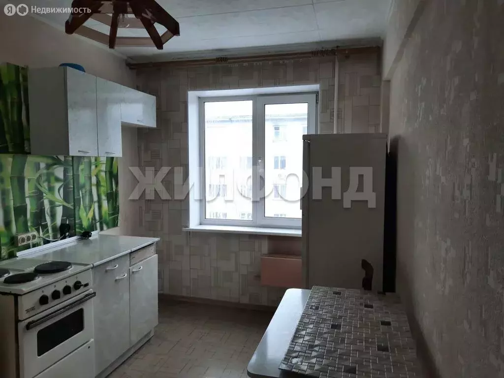 2-комнатная квартира: Абакан, улица Кирова, 252 (45 м) - Фото 1
