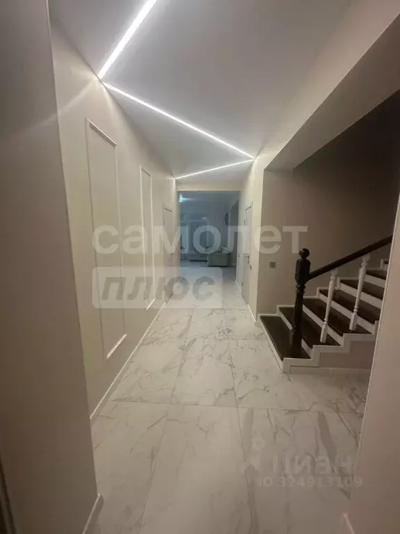 Дом в Крым, Симферопольский район, Перовское с/пос, Новозбурьевка ... - Фото 1